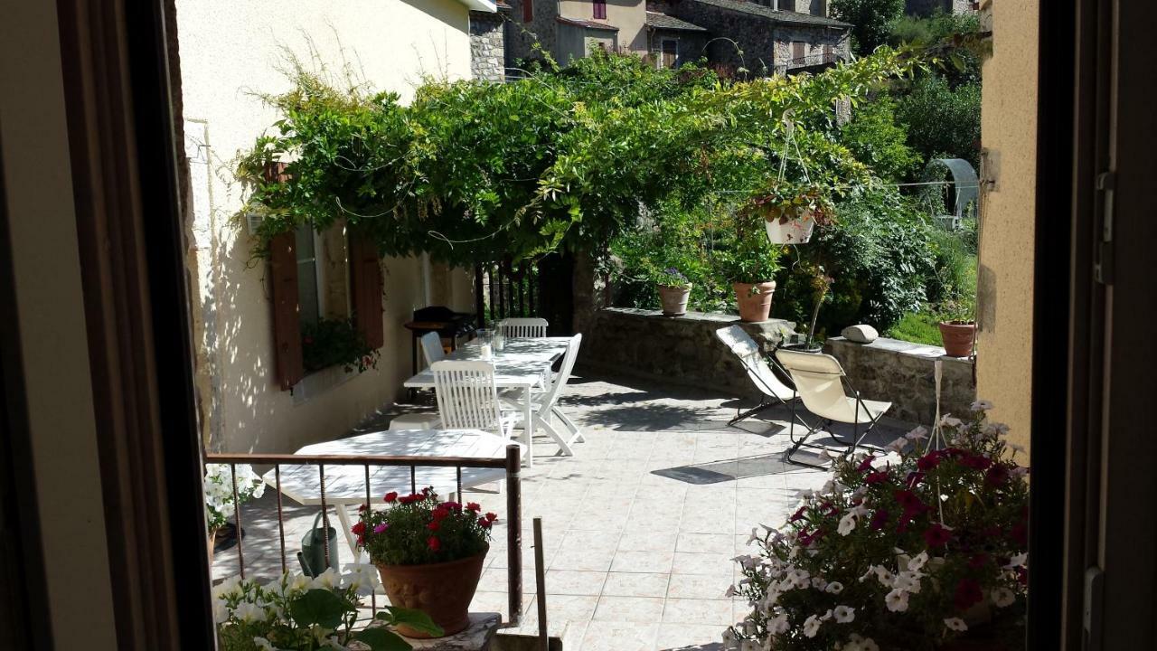 Gite De L'Eyrieux Les Ollieres-sur-Eyrieux Exterior photo